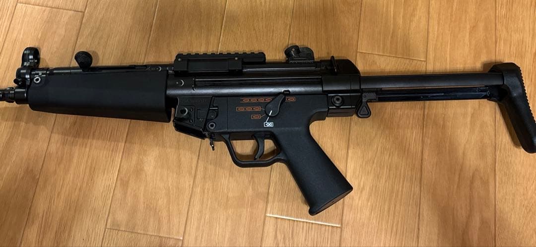 MP5A5次世代ガン マウントベース・充電コード・電池付き　未使用美品　サバゲー