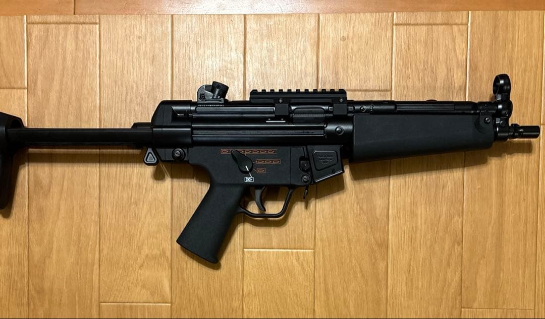 MP5A5次世代ガン マウントベース・充電コード・電池付き　未使用美品　サバゲー