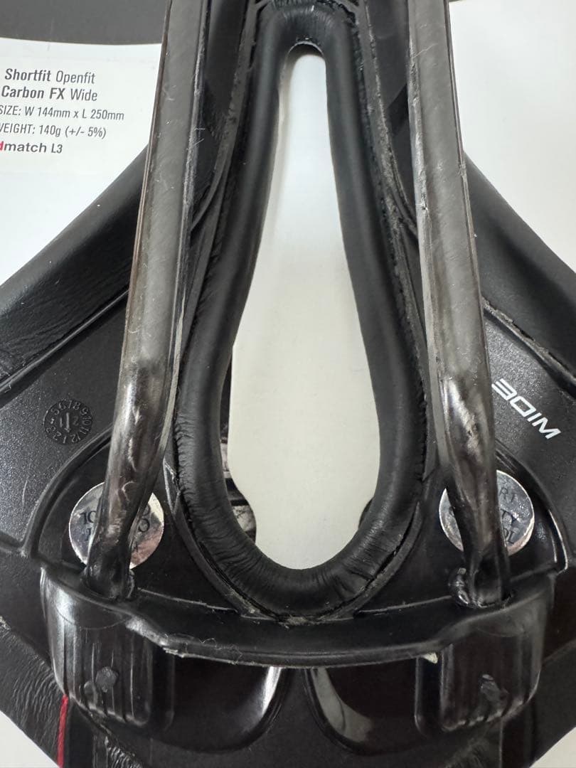 セラサンマルコ Openfit Carbon FX Wide サドル