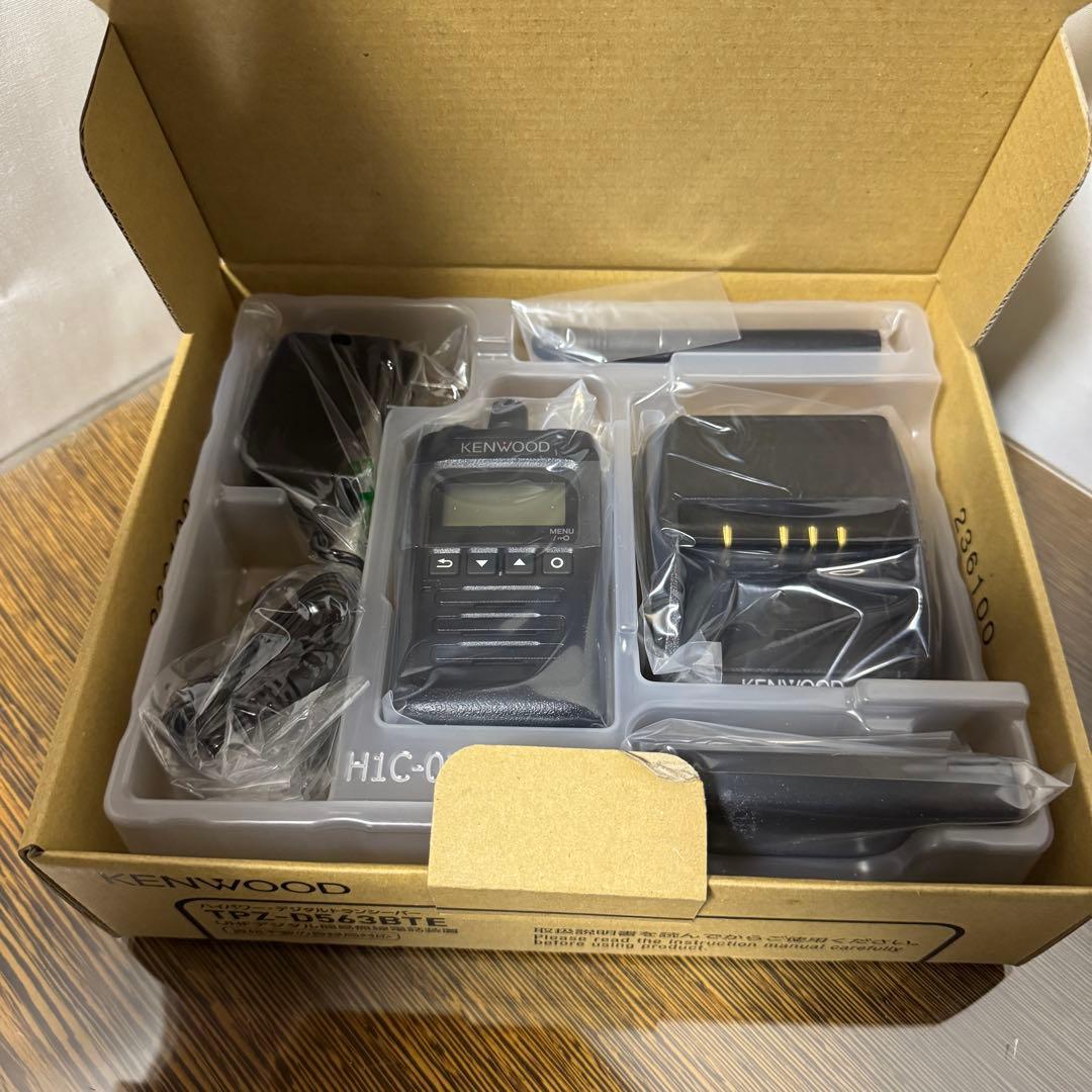 【未使用】KENWOOD TPZ-D563BTE 無線機 ①
