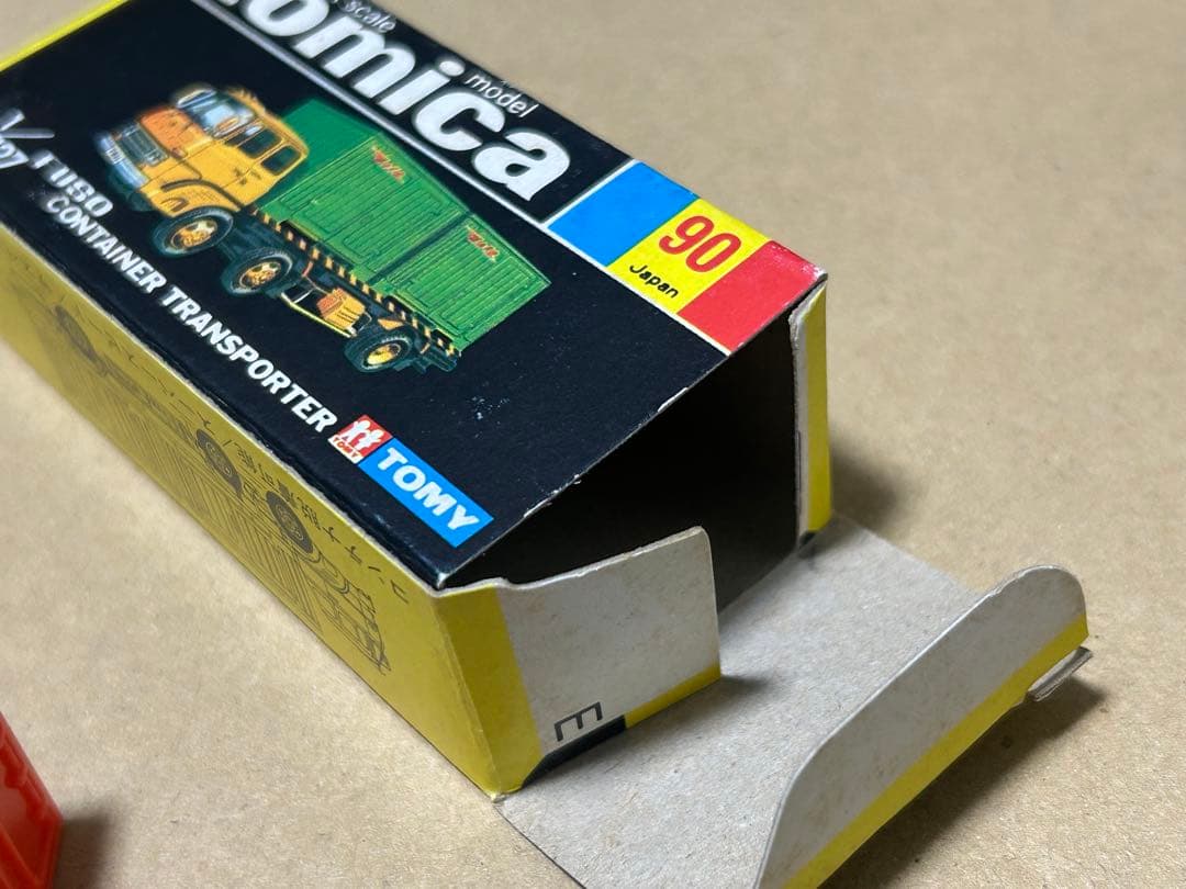 日本製 トミカ コンテナトレーラー 2台セット