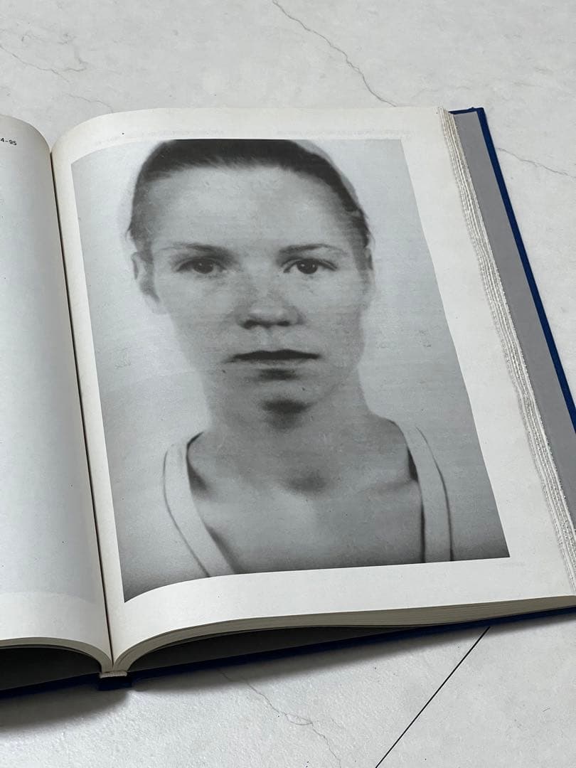 アート・デザイン・音楽 Thomas Ruff: Surfaces, Depths