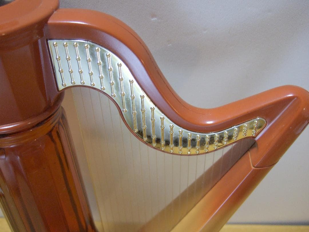 ◇ SUNTORY ブランデー EXTRA 楽器ボトル ハープ 600ml