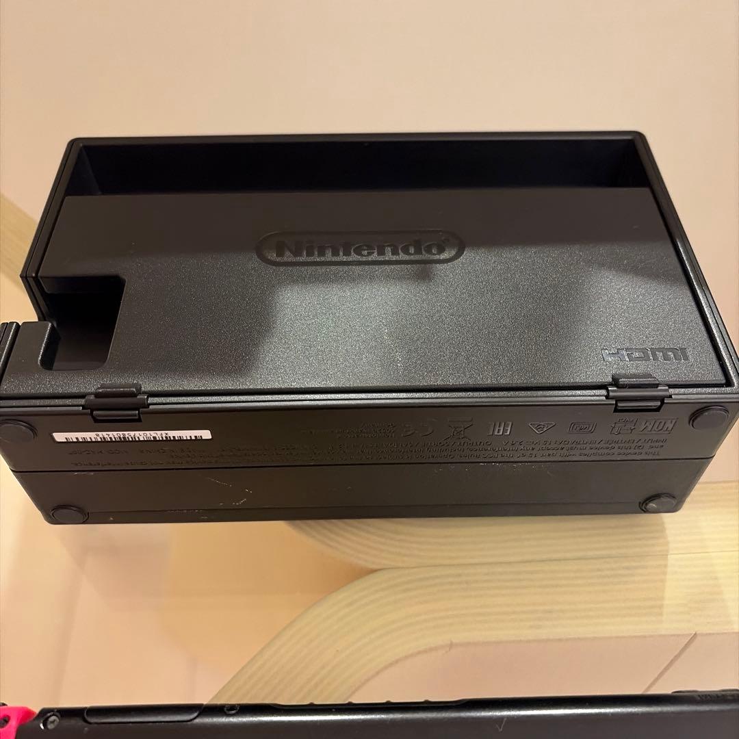 Nintendo Switch ニンテンドースイッチ 本体 付属品付き ケース付