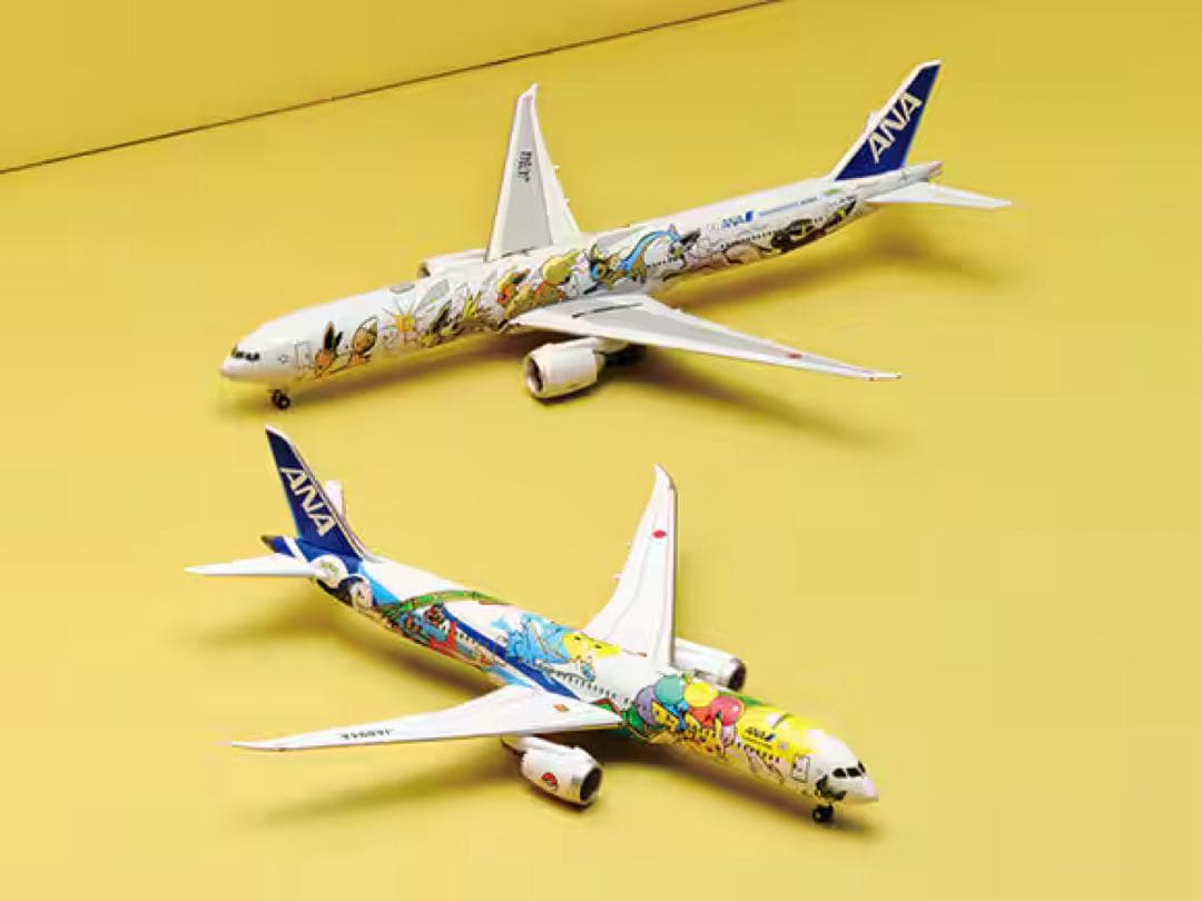 ANA ポケモンジェット（ピカチュウ・イーブイ）2機セット