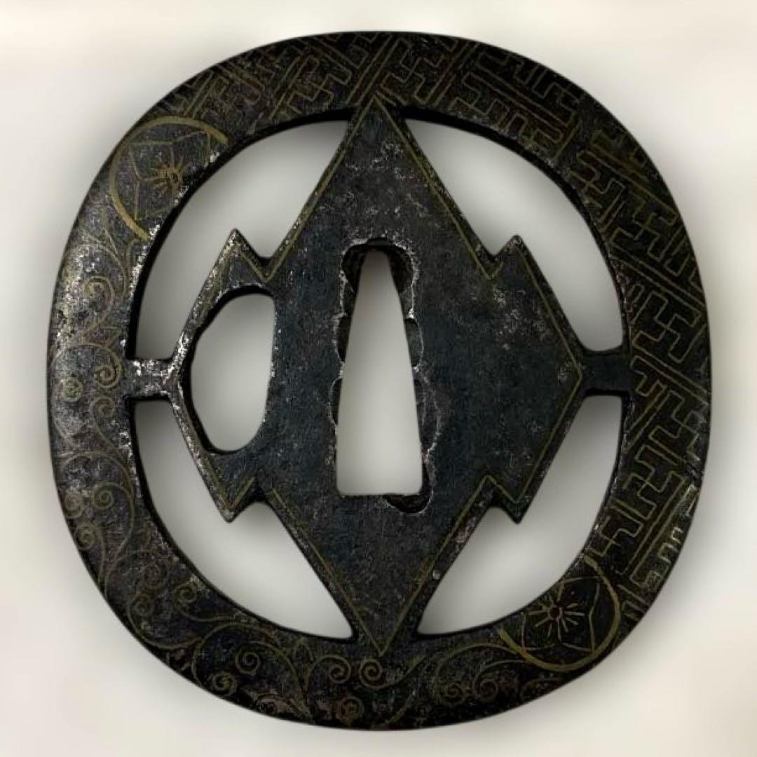 B-65 鍔　『正阿弥 天地扇』　金象嵌　鉄地　武具　刀装具　美術品　工芸品