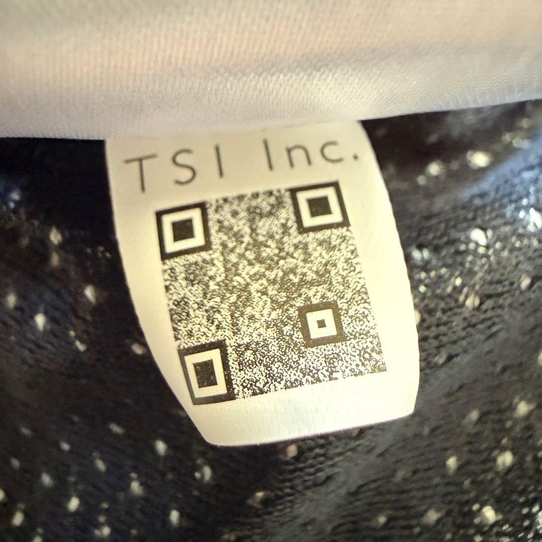 現行モデル　防寒　蓄熱　裏地付 パーリーゲイツ　ニット　スニード　 L〜XL相当