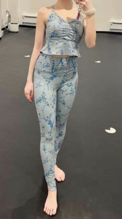 【24h以内発送可】新作ヨガウェア忘れな草Sサイズ