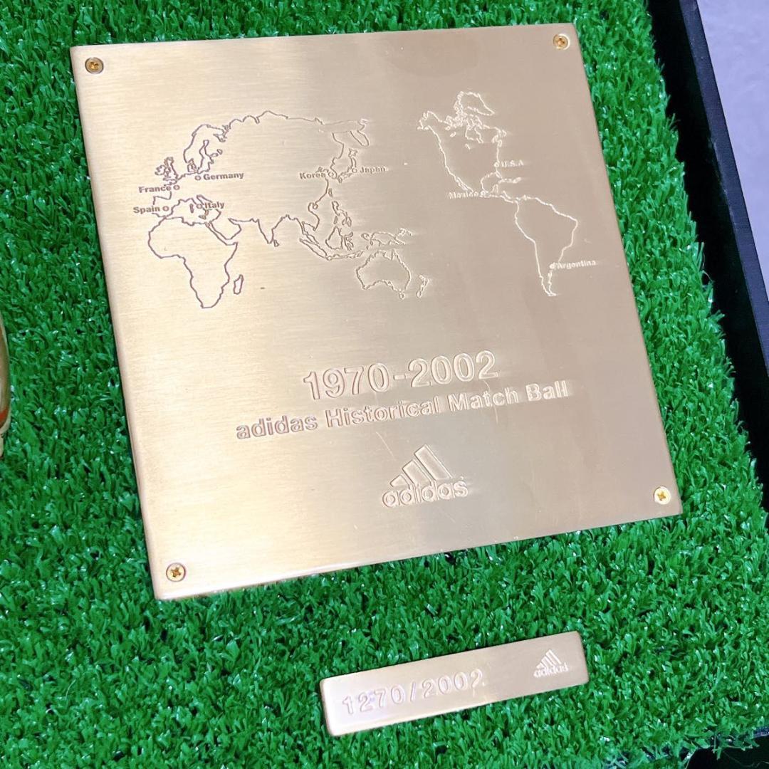 adidas ヒストリカルマッチボール 1970-2002 サッカー W杯 限定