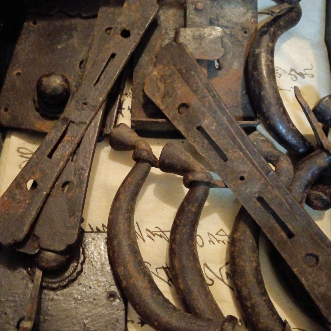 江戸時代幕末期頃時代箪笥取手他旧家蔵出古鉄金具コレクション古文書等セット当時物