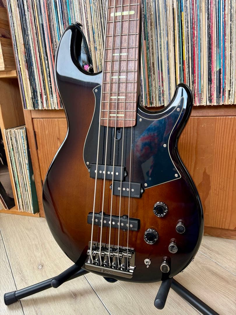 美品 YAMAHA BB735 スラップMOD ギグバッグ付き 5弦ベース