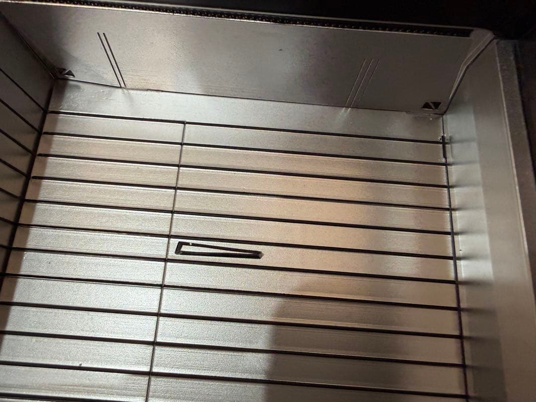 サイバートラック　ミニテスラ（テスラ正規品）