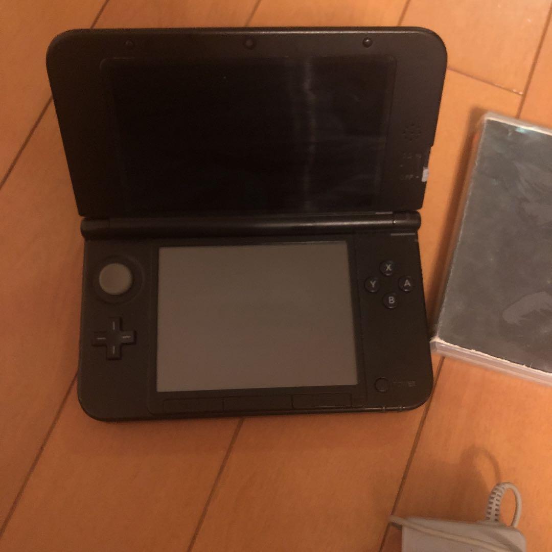 ニンテンド3DS本体 ブラック　充電器　妖怪ウォッチ4点ソフト無し！売れました