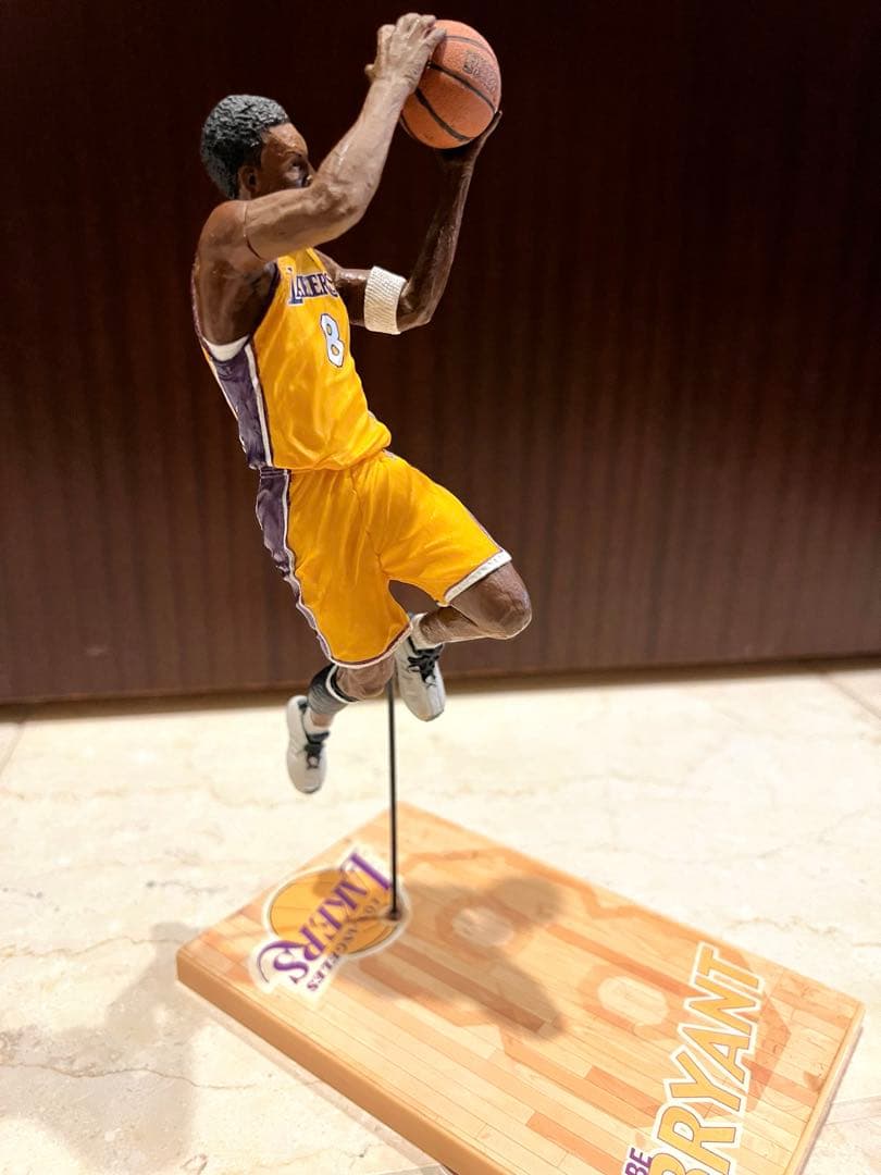 Kobe Bryant レイカーズ NBA コービー・ブライアント フィギュア
