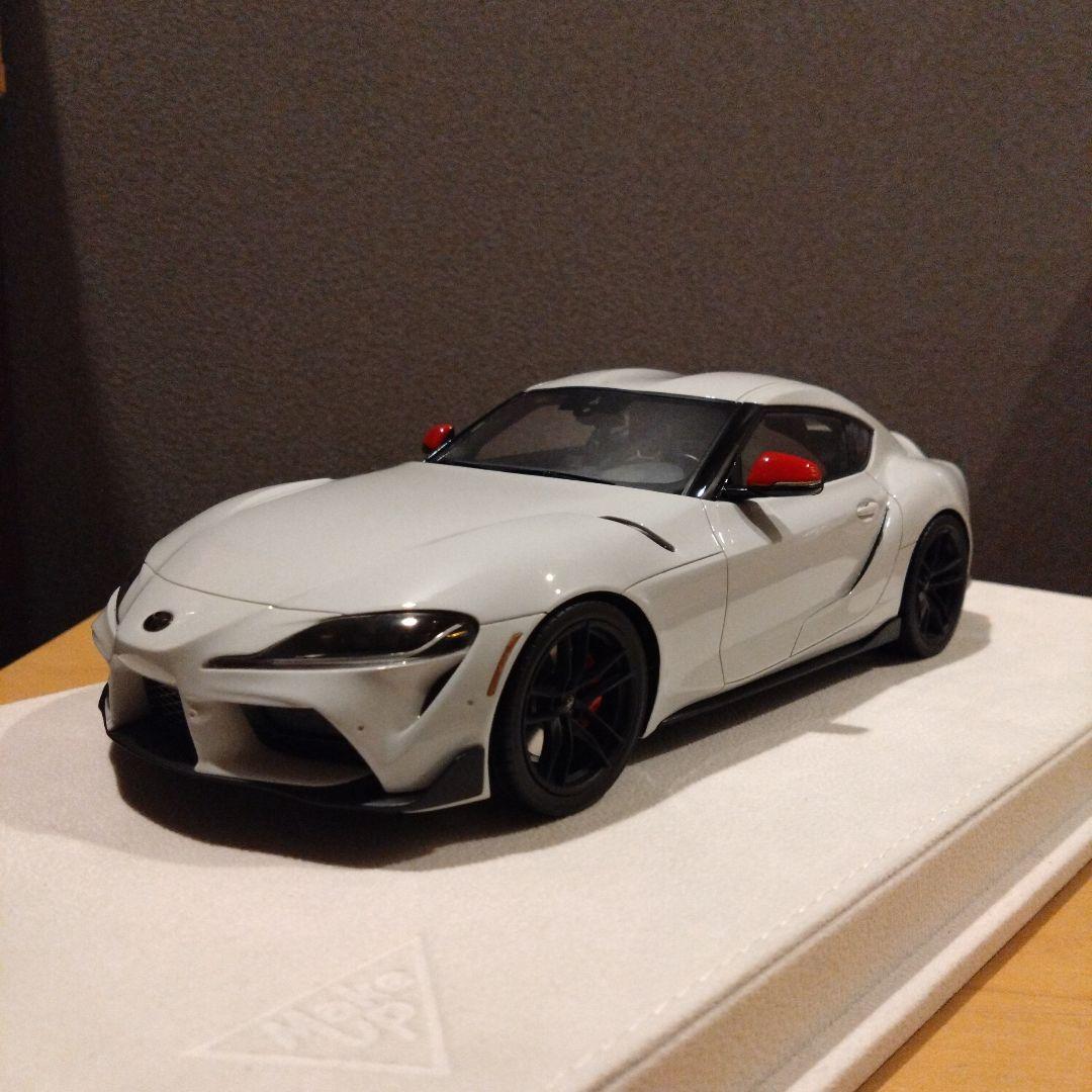 ミニカー　メイクアップ　GRスープラ　1/18