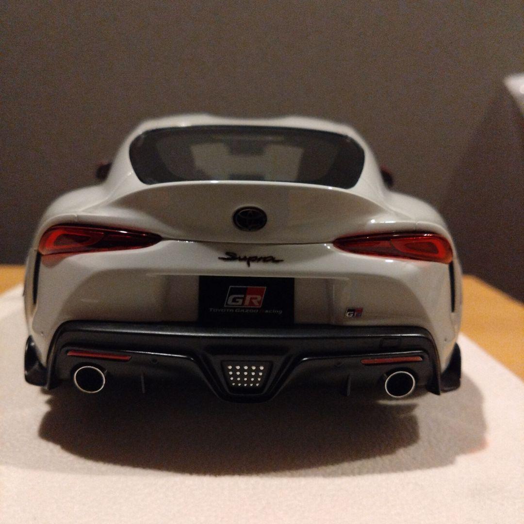 ミニカー　メイクアップ　GRスープラ　1/18