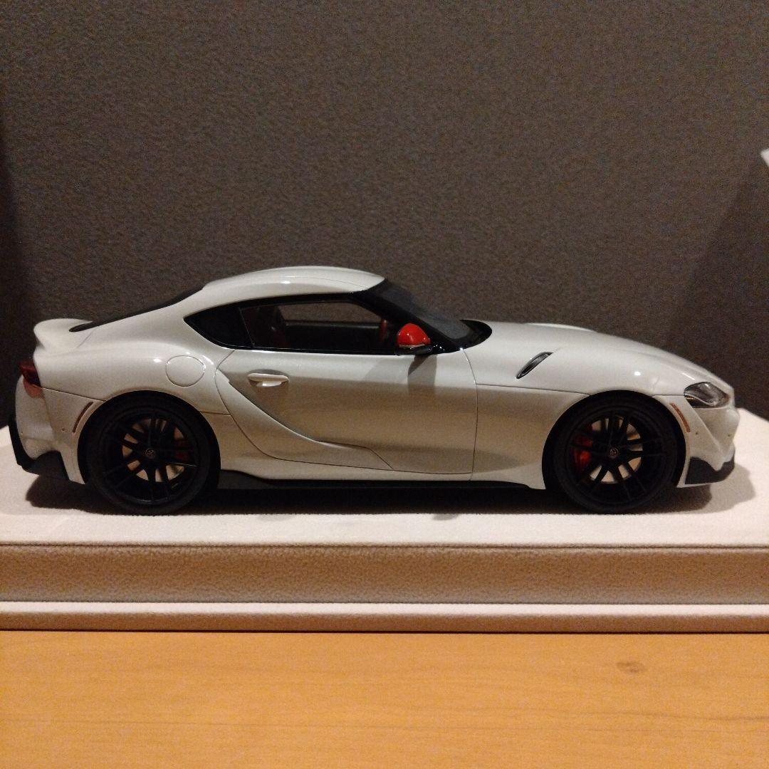 ミニカー　メイクアップ　GRスープラ　1/18