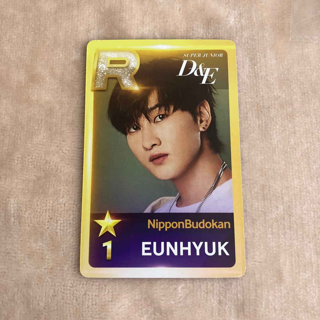 ウネのCDやグッズ、ウィンドブレーカー等