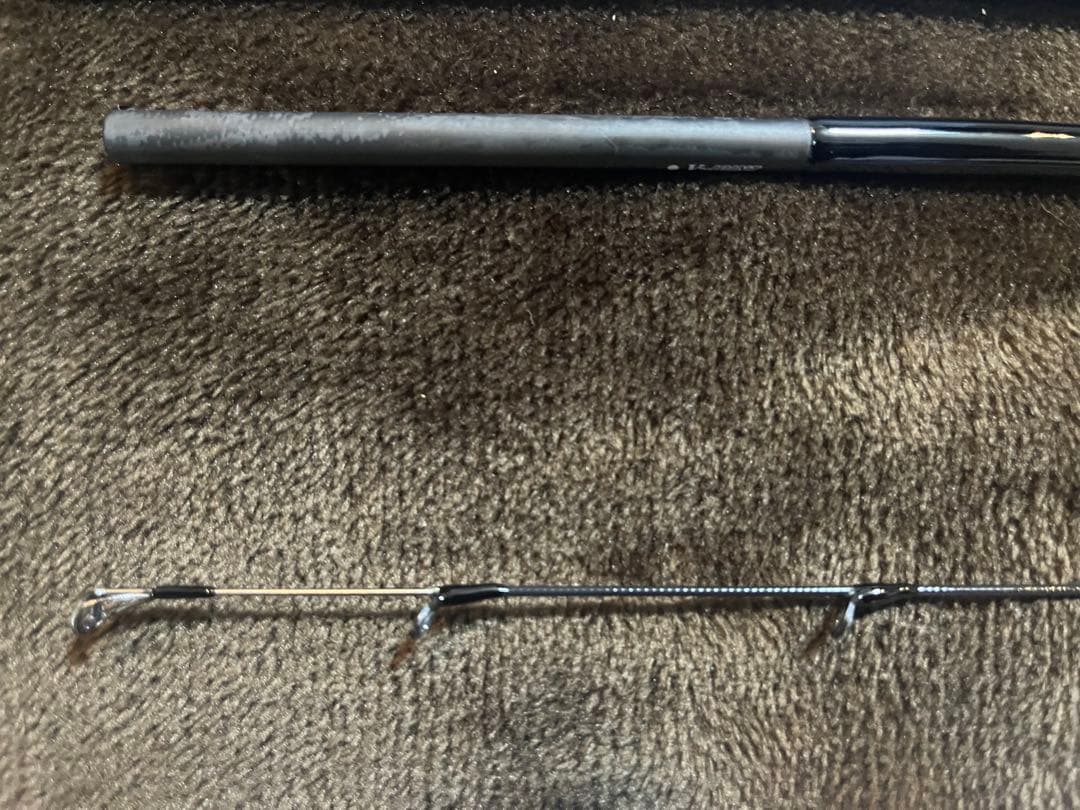 【値下中】ダイワ エメラルダス STOIST AGS 76MMH-SMT