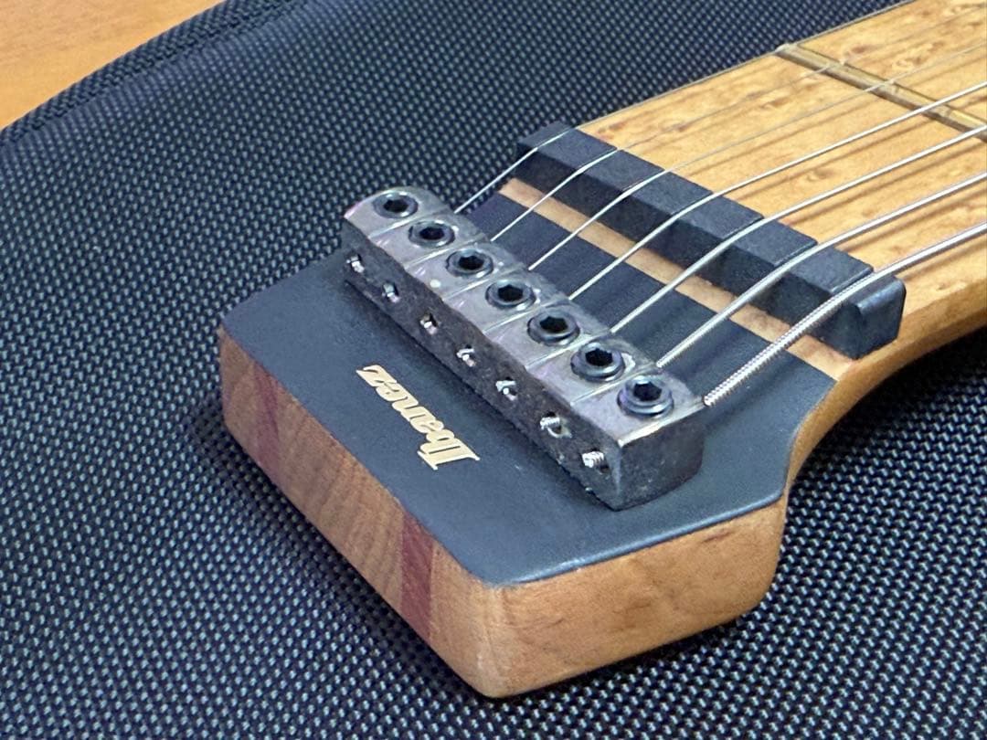 Ibanez q52PB ヘッドレスギター