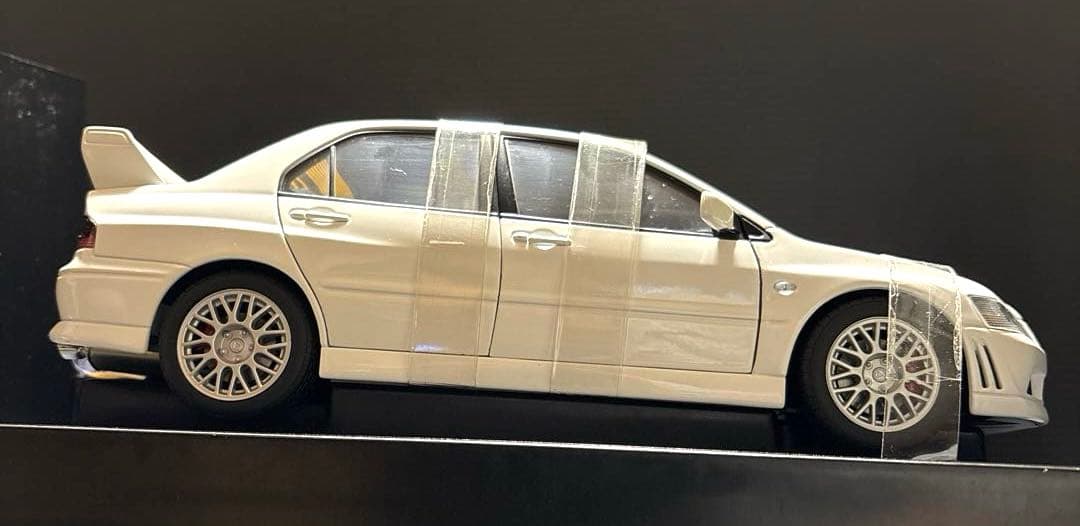 オートアート 三菱 ランサーエボリューションⅦ 1/18