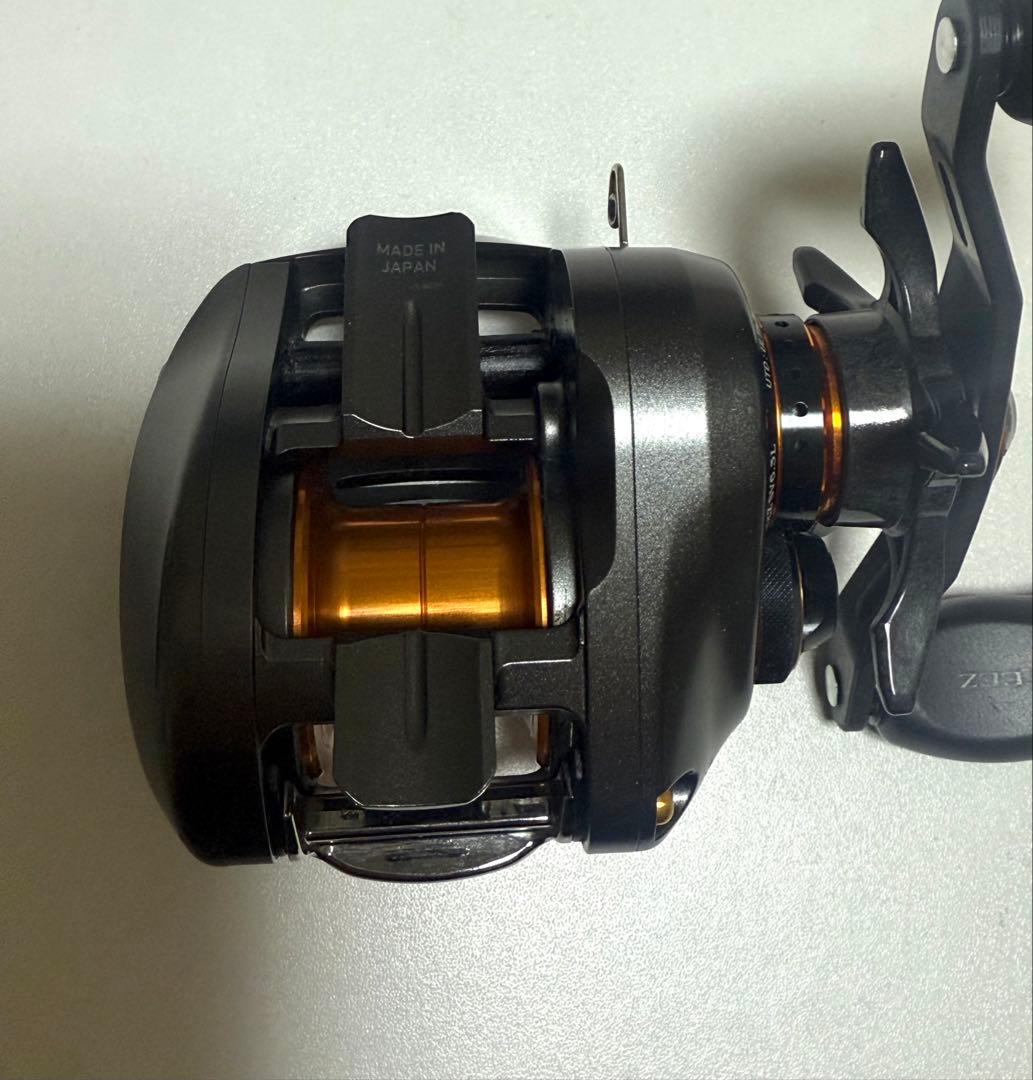 極美品　ダイワ スティーズ SV6.3L リールカバーセット