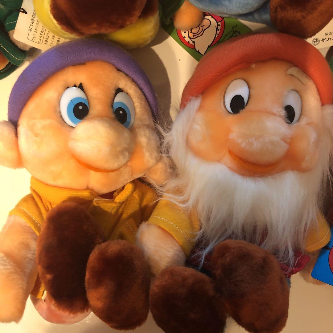 ディズニー　7人の小人　ぬいぐるみ