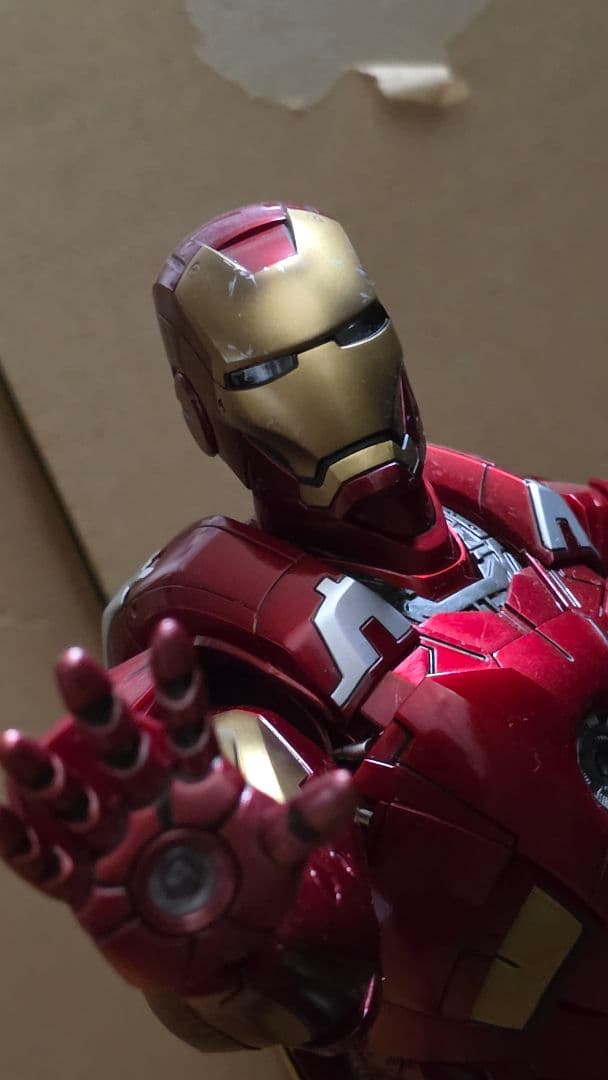 hottoys アベンジャーズ　アイアンマン・マーク７