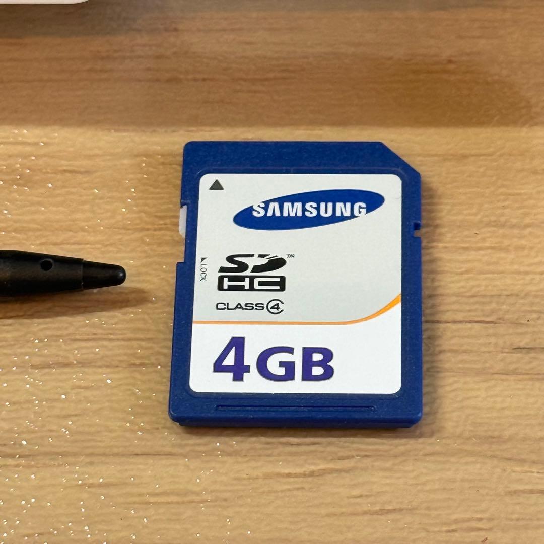 7-187 ニンテンドー3DS LL シルバー×ブラック 箱付き