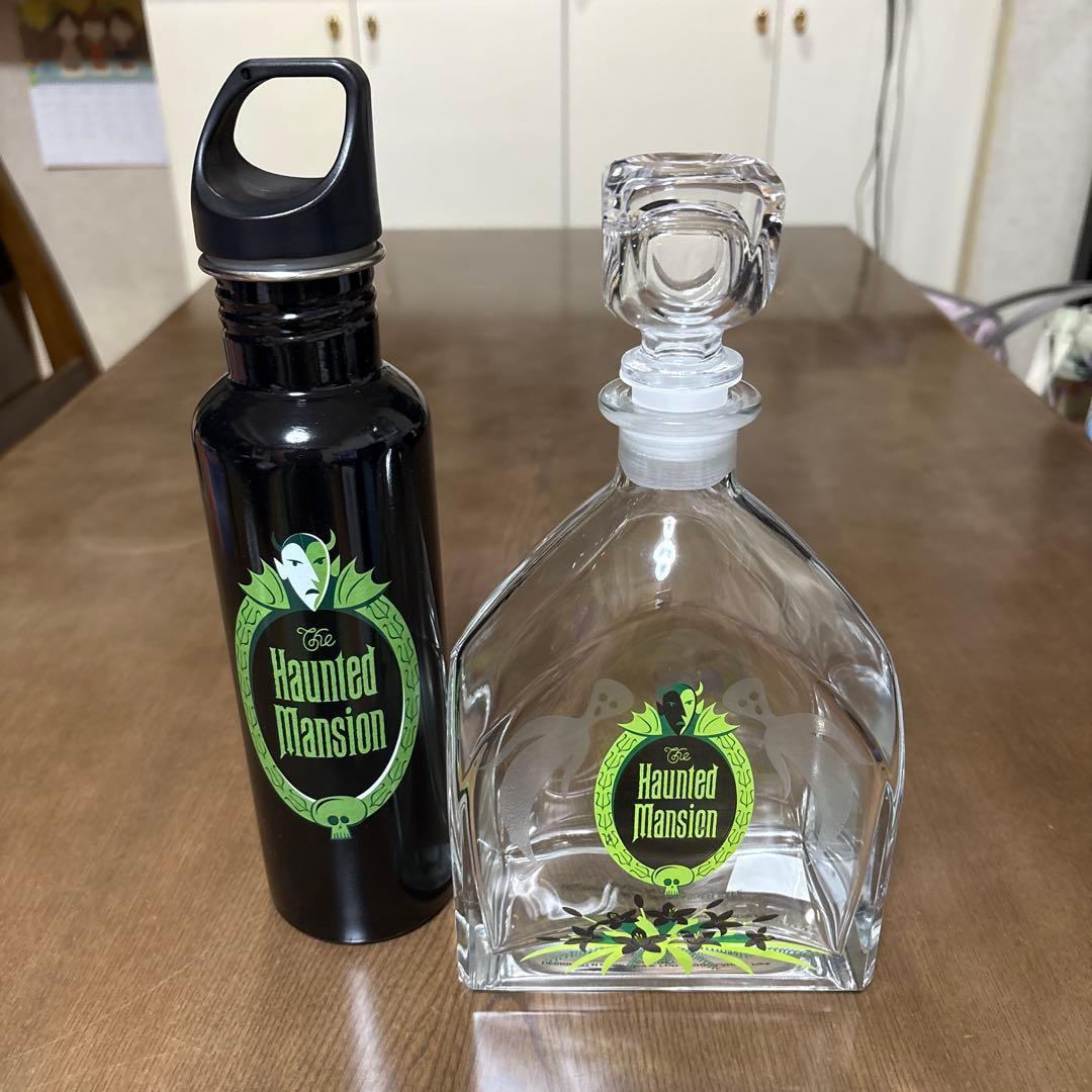 ディズニーワールド　ホーンテッドマンション　シャグとのコラボ　ボトル2点