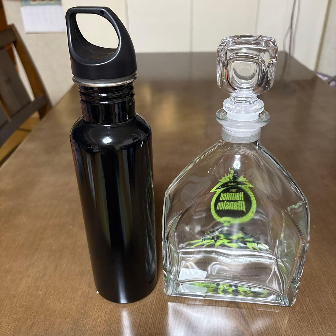 ディズニーワールド　ホーンテッドマンション　シャグとのコラボ　ボトル2点