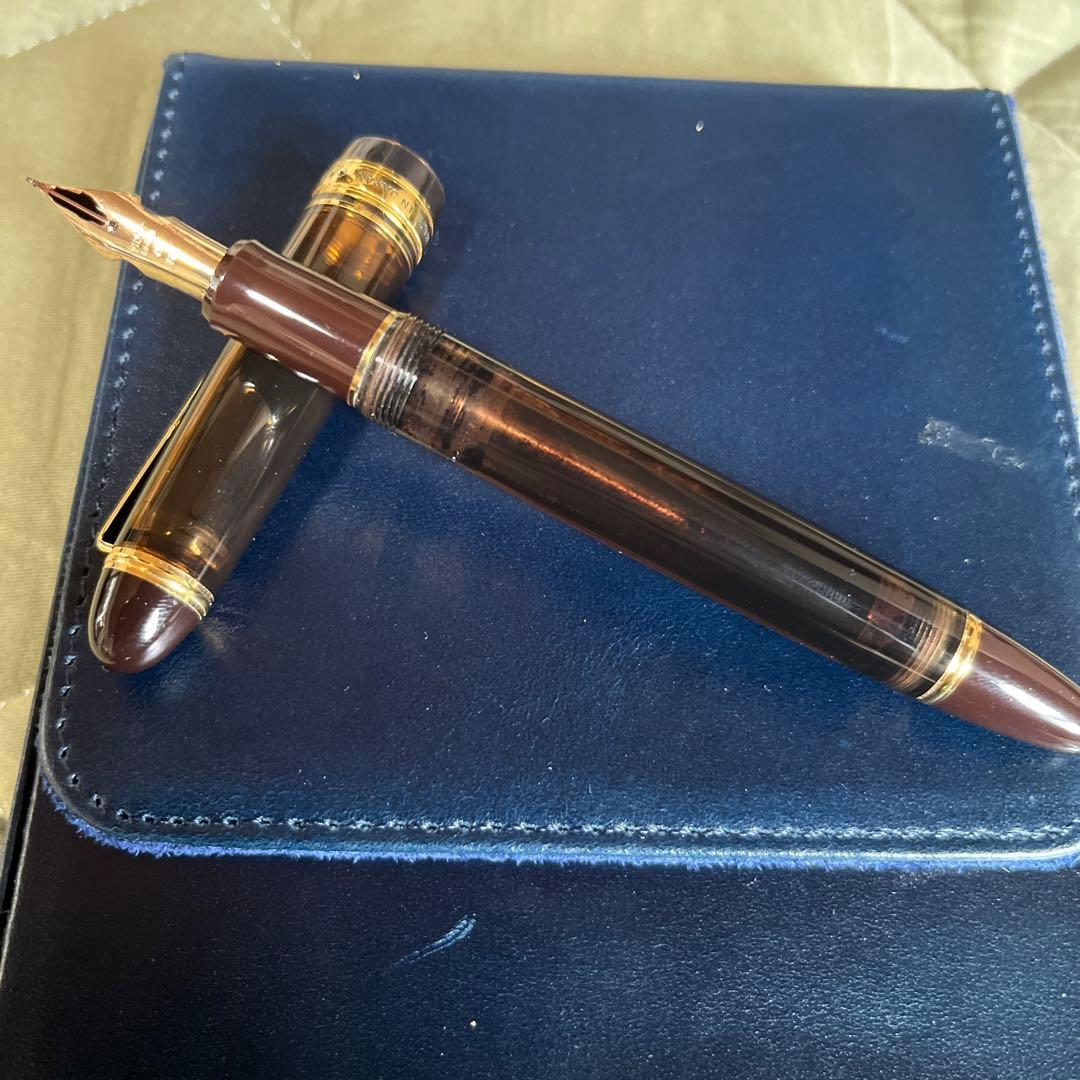 パイロット カスタム823 ブラウン 万年筆 ゴールド装飾付き