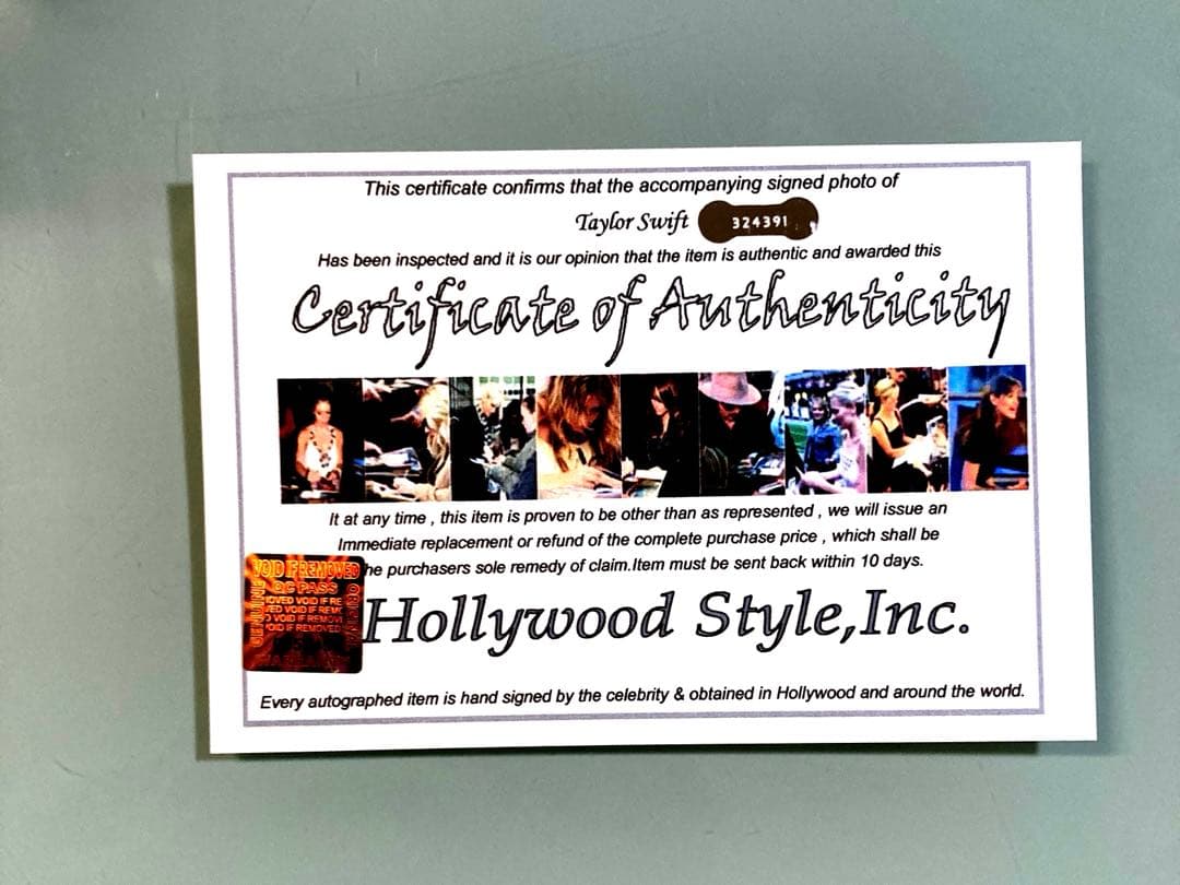 テイラー・スウィフト直筆サイン入り超 特大写真…