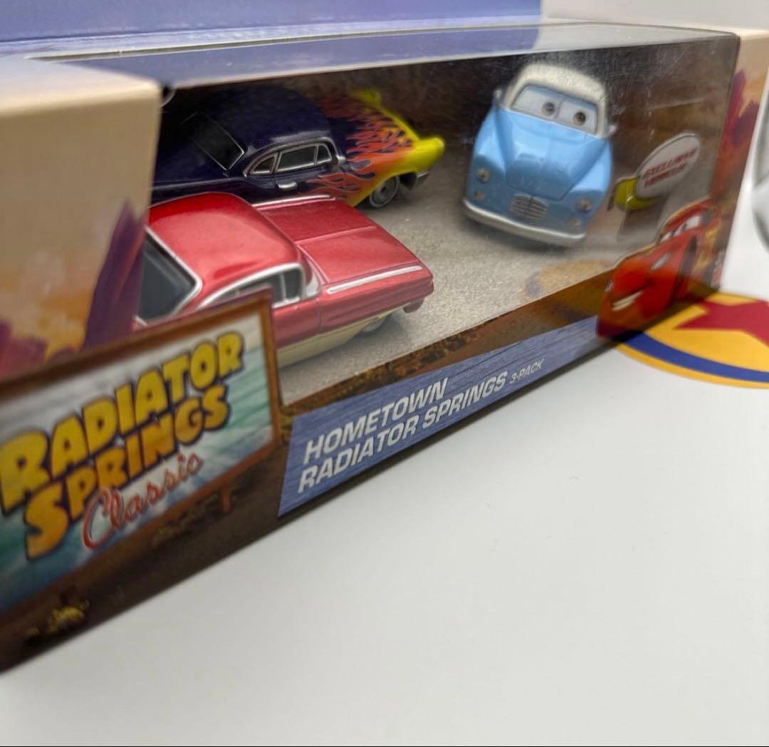 カーズ マテル TOWN RADIATOR SPRINGS ミニカー
