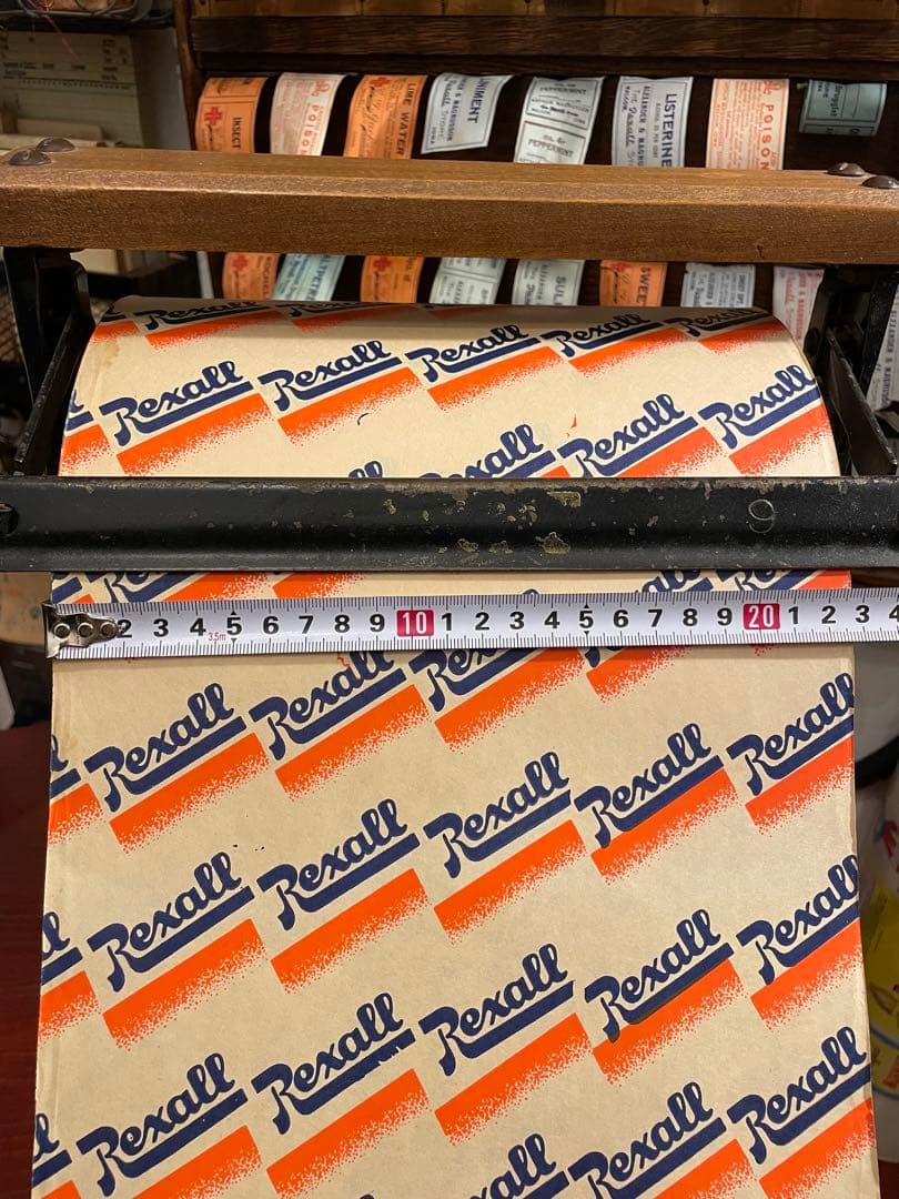 海外　ファーマシー　ラッピングペーパー　包み紙 約1m50