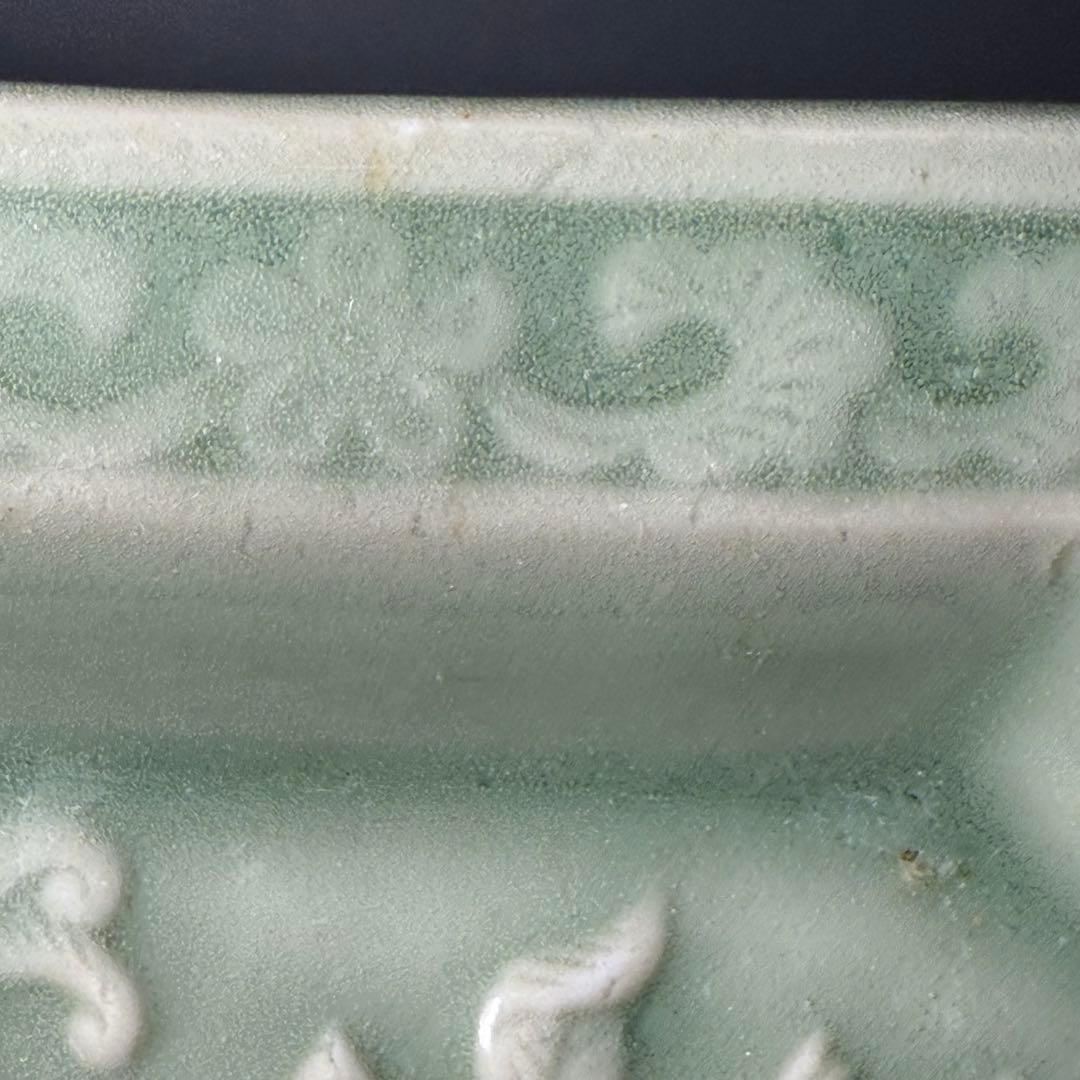 三田青磁　陽刻草花文八角皿　五点　江戸後期　古美術　骨董　希少