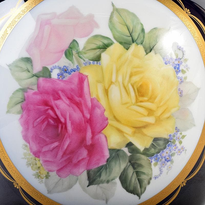 大倉陶園　OKURA　ART　CHINA　瑠璃色絵金彩　花鳥文瓶　JR8801B