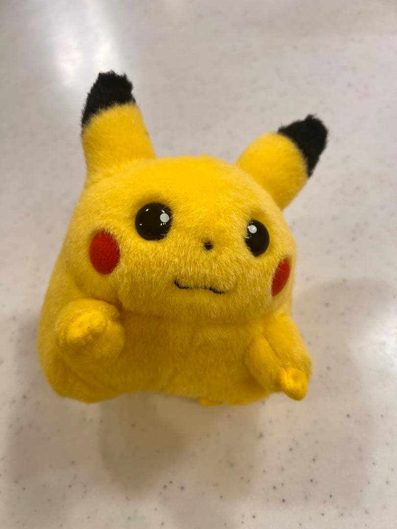 TOMY ピカチュウ 初代 ぬいぐるみ
