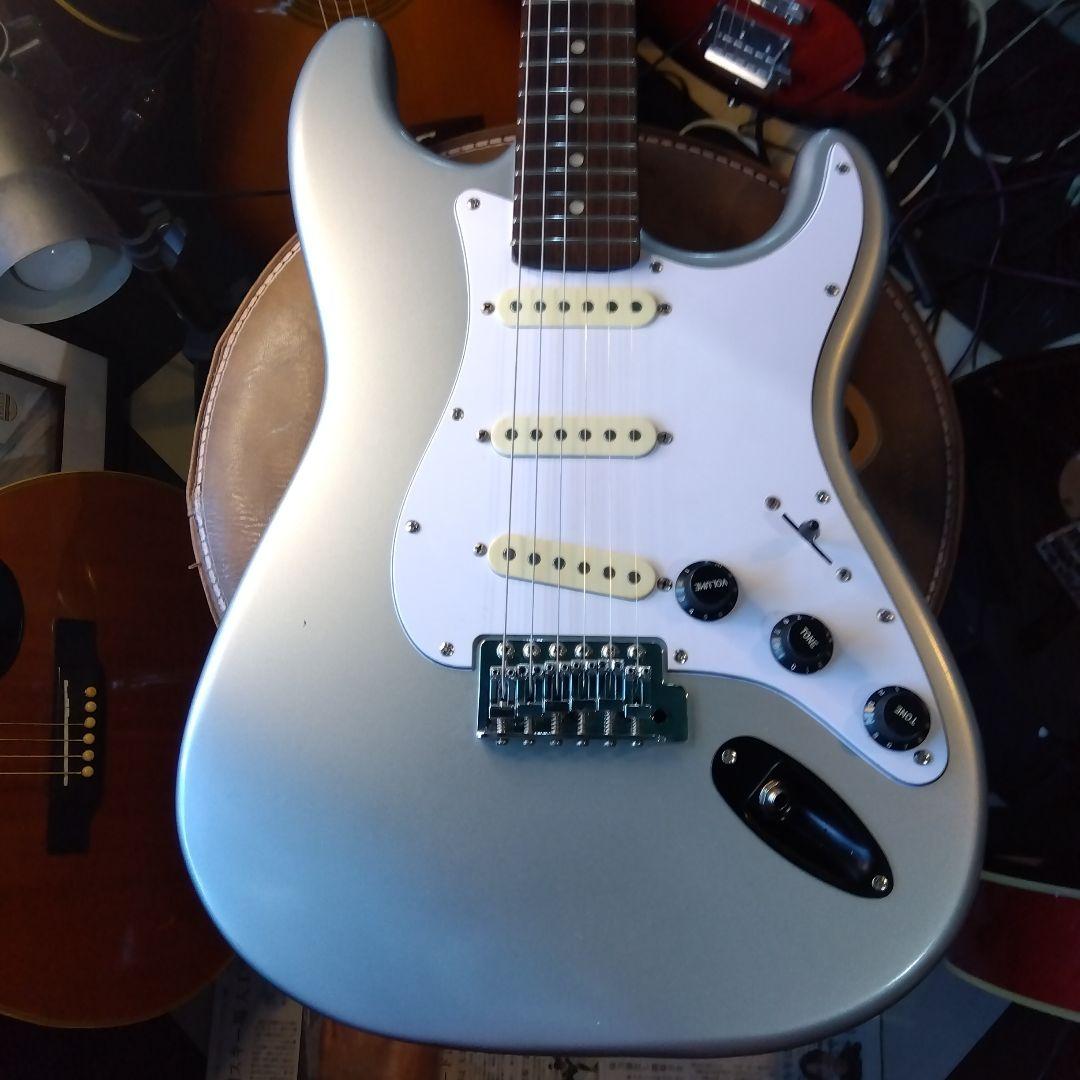 エレキギター…シルバーカラー！大幅値下げ！