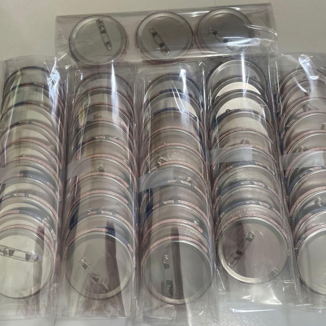 L83.浦島坂田船 となりの坂田 缶バッジ 春ツ 彩 等身 絶景 2023