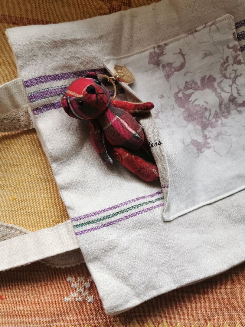 ハンドメイド✃アンティークホームスパンリネン＆キャベジズ花柄リバーシブルトート