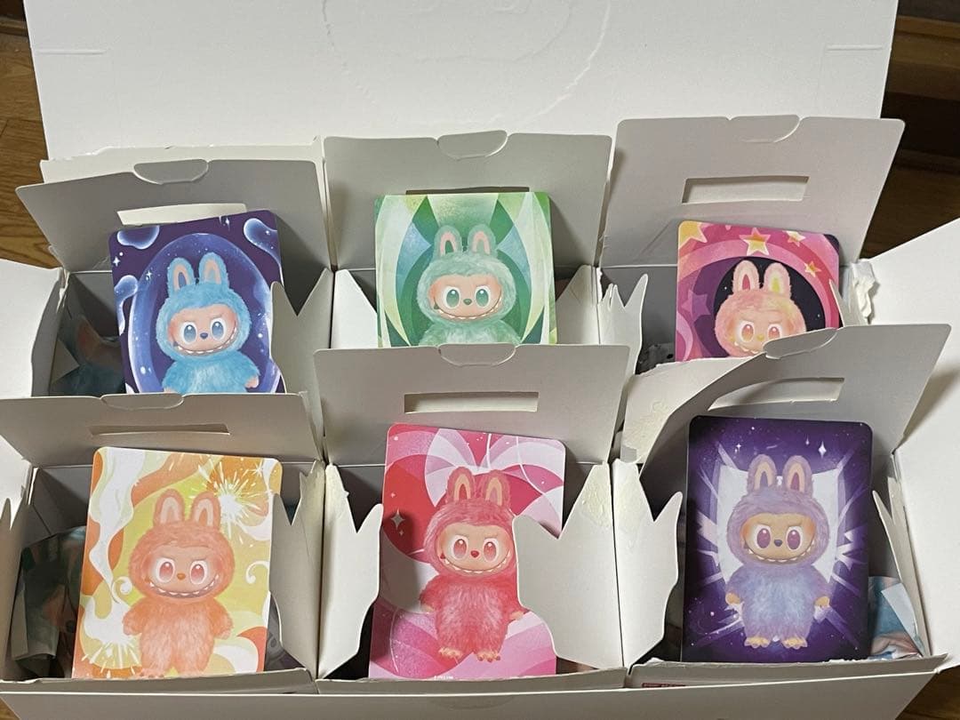 POP MART Big into Energy アソート