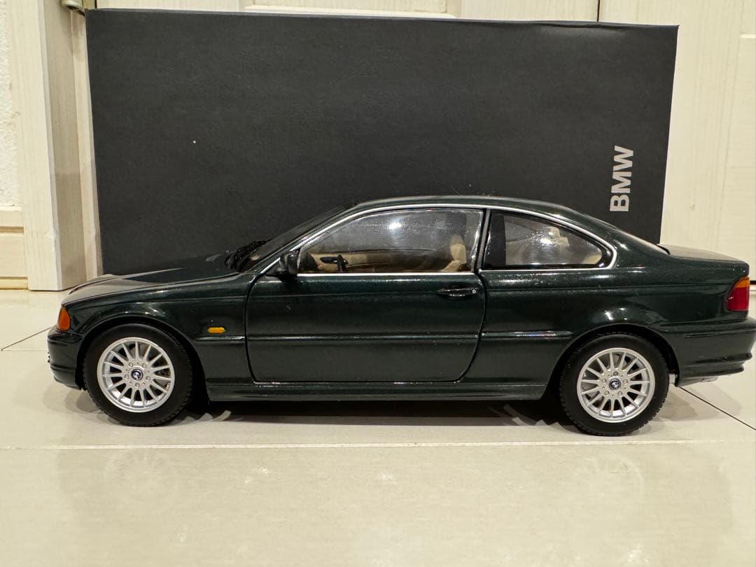  328Ci E46 Green 京商 ディーラー別注 1/18