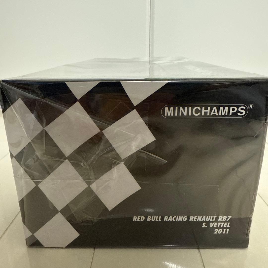 MINICHAMPS 1/18レッドブル セバスチャン・ベッテル RB7