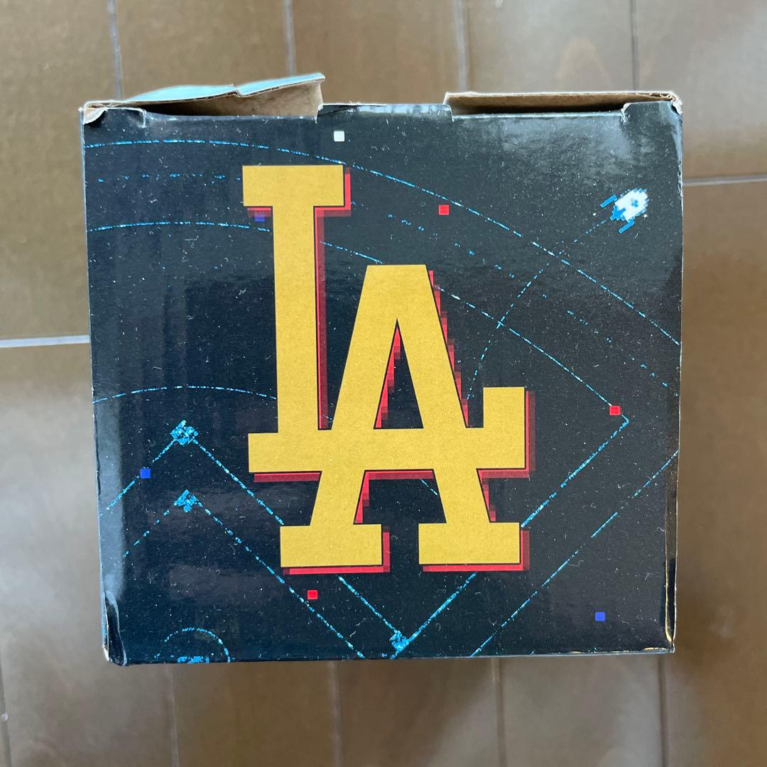 る*ん様 デイブ・ロバーツ監督　ボブルヘッド人形　2025年4月26日特典