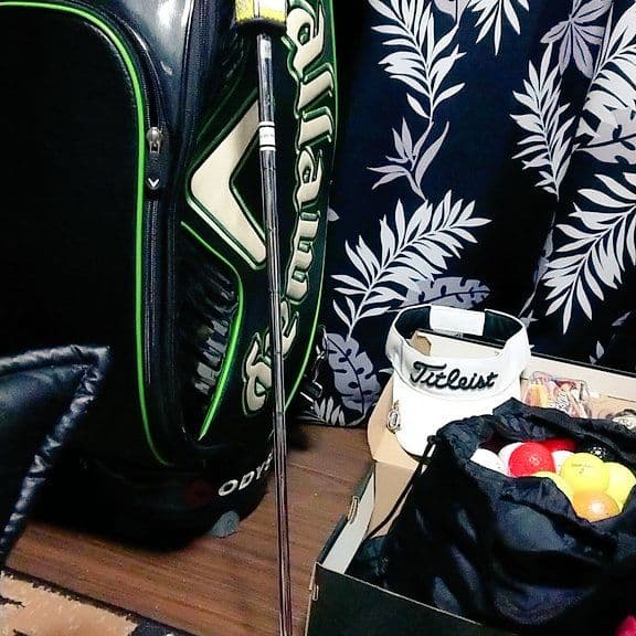 キャディバック。ゴルフ用品。セット