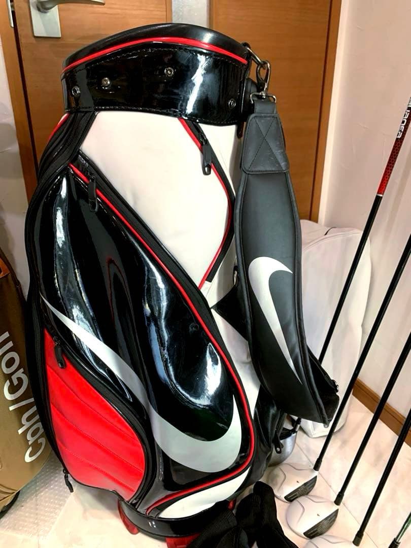 豪華　良品　テーラーメイド　ゴルフクラブフルセット　バッグ/ナイキ　アジアカート