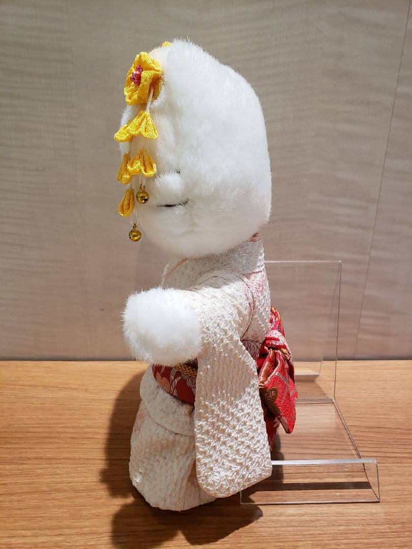 日*4様 ハローキティ 着物 ぬいぐるみ　限定