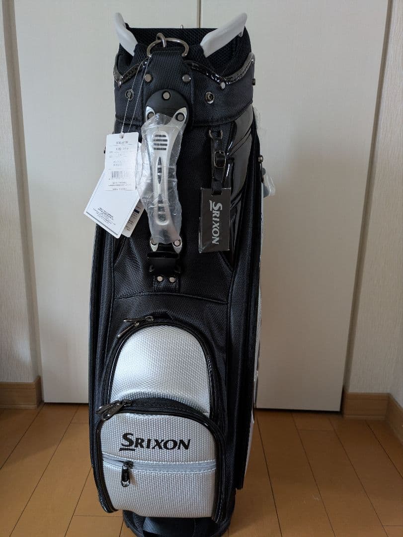 【値下げ】Srixon 　キャディバッグ GGC-S158　シルバー/ブラック
