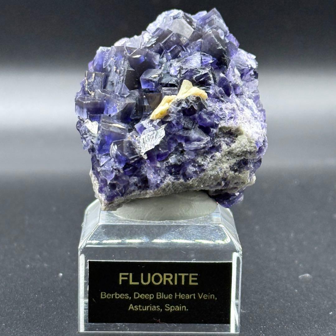 フローライト スペイン DeepBlueHeart Vein産 蛍石 原石 09